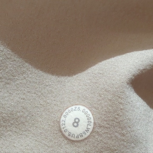 Lululemon softstream high-rise culotte - Size 8, cream - Picture 6 of 6